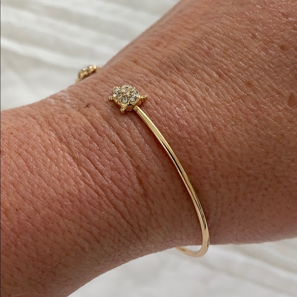 New delicate sea turtle bracelet - Picture 2 of 6